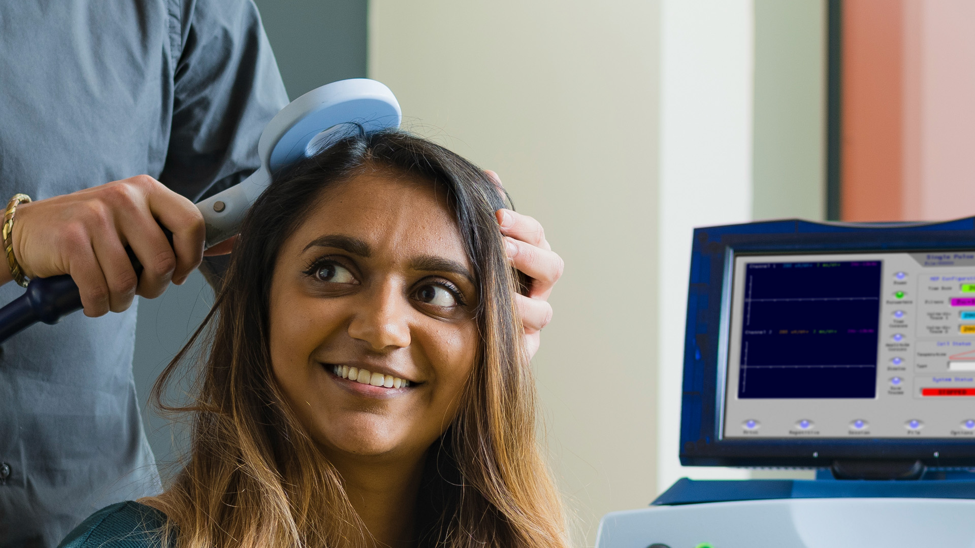 Accelerated intermittent theta burst (aiTBS) and individualised resting-state functional connectivity (fcMRI) targeting in treatment-resistant major depressive disorder (MDD)